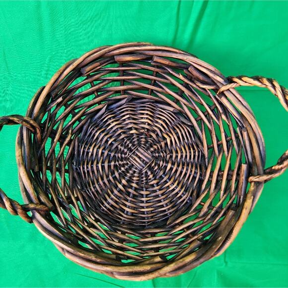Wooden Basket High Quality Bread Easter Gift Basket Side Handles New with tags - Picture 3 of 10